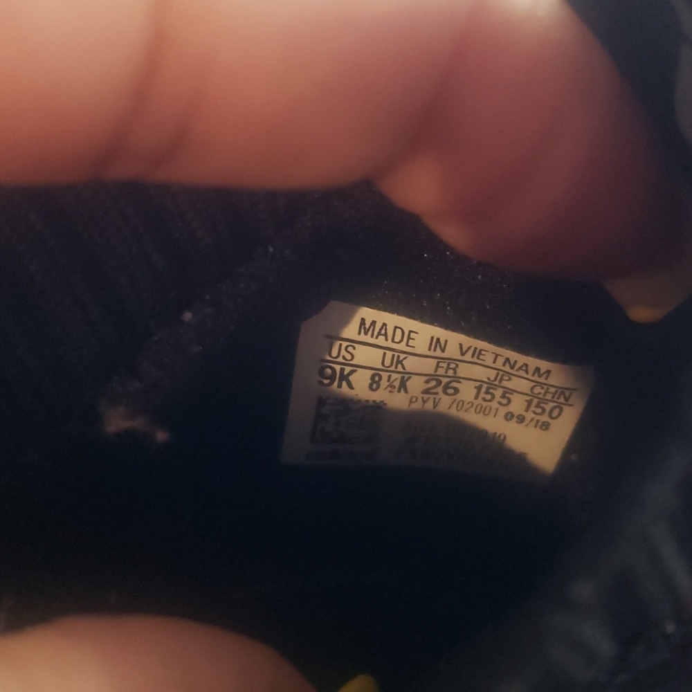 Adidas - Picture 5 of 5